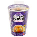 K-POP Demon Hunters: For the Fans Noodle Cup 3.5" figure -  Includes one mystery character, one accessory, and one collector card.